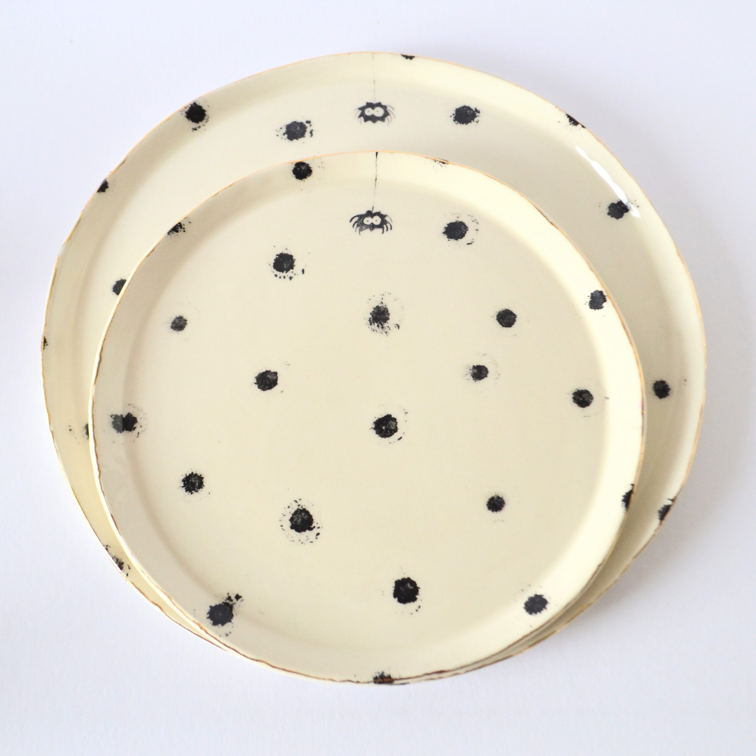 DISH L: "LOST IN DOTS" Collections